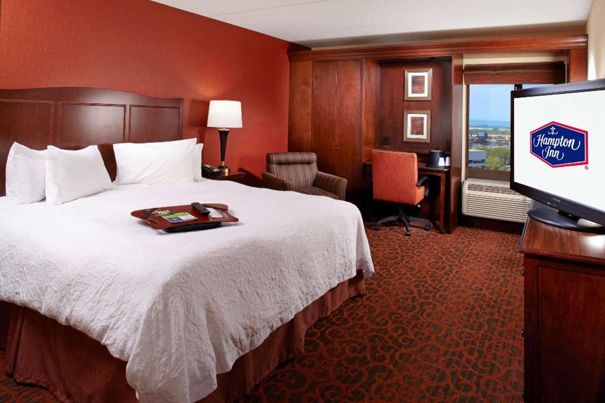 Hampton Inn Cleveland-Downtown Exteriér fotografie